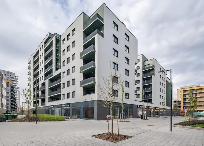 Apartamento Modern Comfy Next To The River *