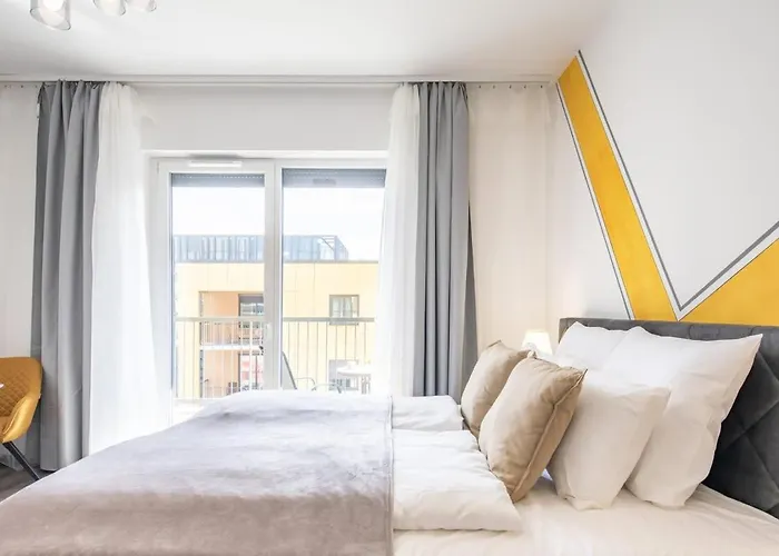 Apartment Modern Comfy Next To The River